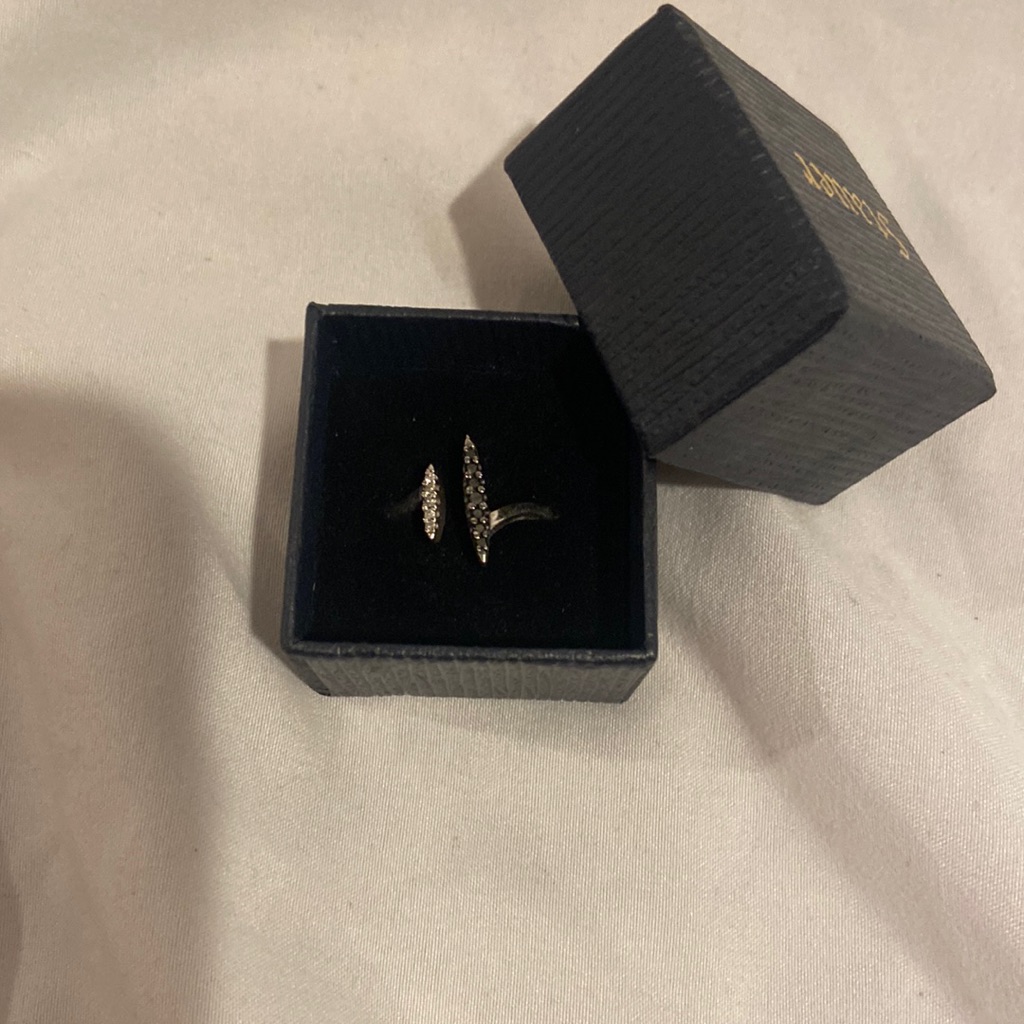 Abstract Silver/Black Ring